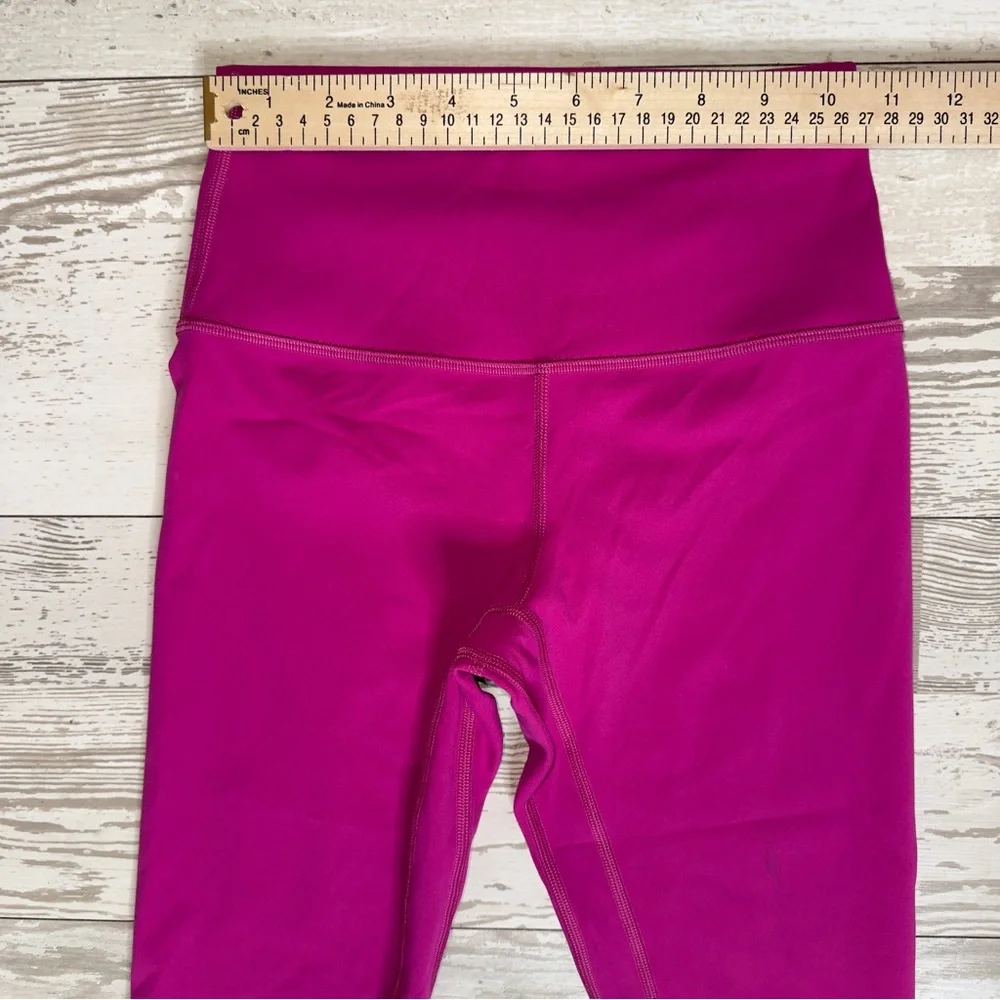 Lululemon High-Rise Leggings Size 4 Magenta Purple‎ Yoga Athletic Pants